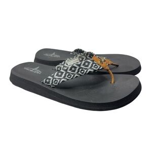 BlueFin Womens Thong Flip Flops‎ Black with Black & White Pattern Straps Size 11
